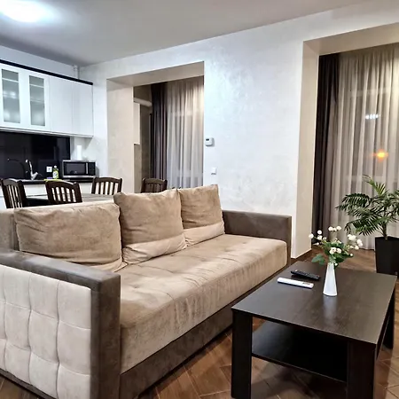 Modern Apartment On Belvedere Iwano-Frankiwsk Zewnętrze zdjęcie