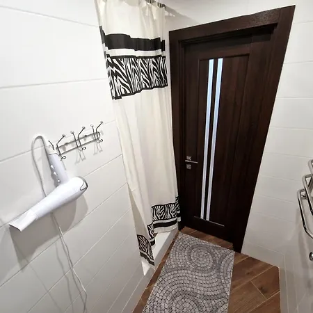 Modern Apartment On Belvedere Iwano-Frankiwsk Zewnętrze zdjęcie