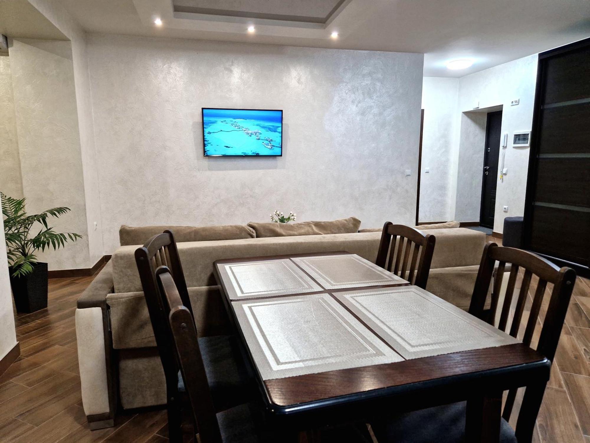Modern On Belvedere Apartment Ivano-Frankivsk